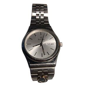 Vintage Bulova 91C07 Mens Silver Analog Watch With Date Display Stainless Steel